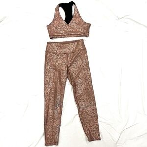 Noli Yoga Matching Sports Bra and Pants in a Sparkly Dusty Rose, Size S